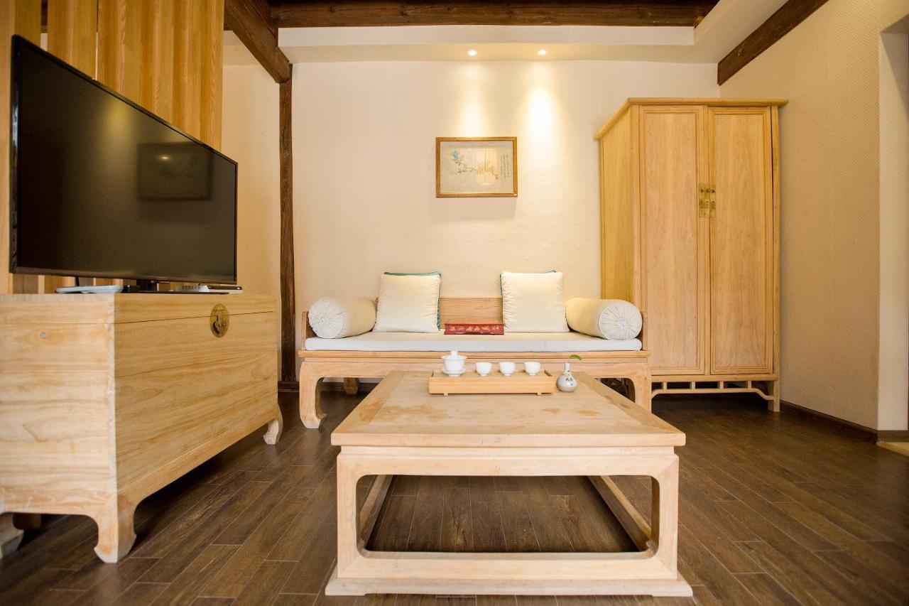 Banxi Caotang Inn Lijiang  Buitenkant foto